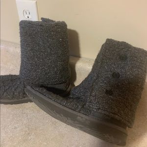 Crochet UGG boots size 6